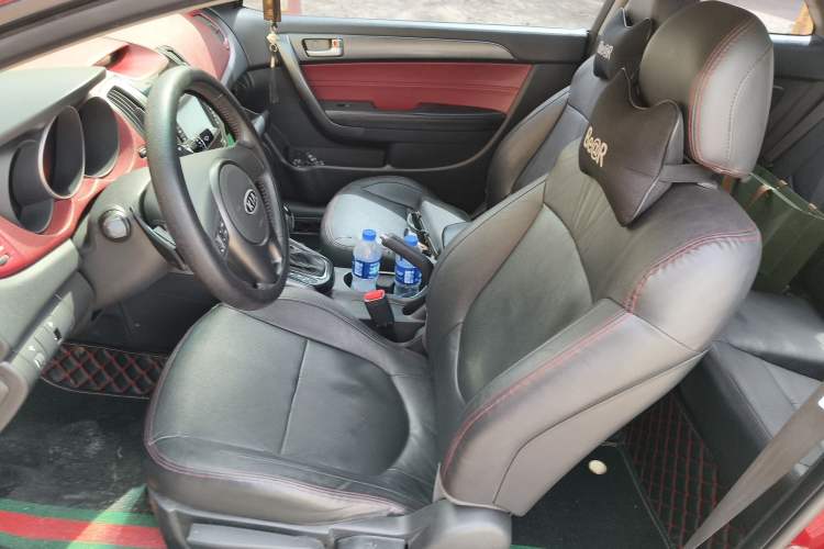 Used Kia Shuma 2011 1.6AT Luxury Edition Left Front Seat