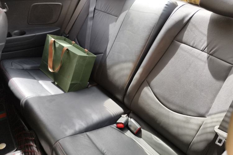 Used Kia Shuma 2011 1.6AT Luxury Edition Left Rear Seat