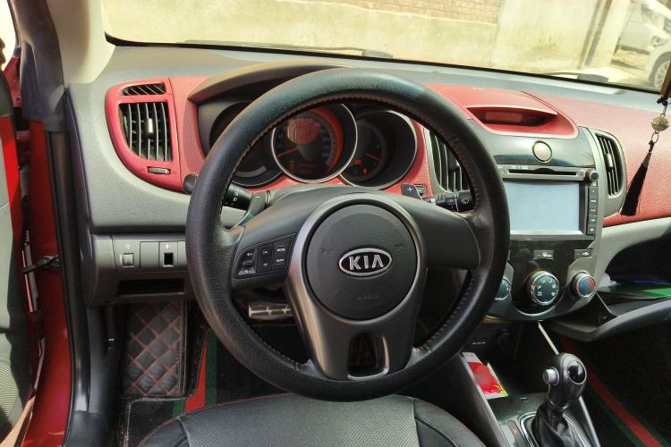Used Kia Shuma 2011 1.6AT Luxury Edition Steering Wheel