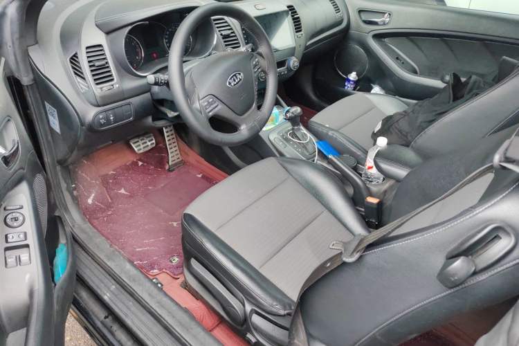 Used Kia Shuma 2014 1.6T Fashion Edition China IV Driver Seat