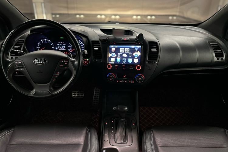 Used Kia Shuma 2014 1.6T Flagship Edition China IV Standard Interior 5