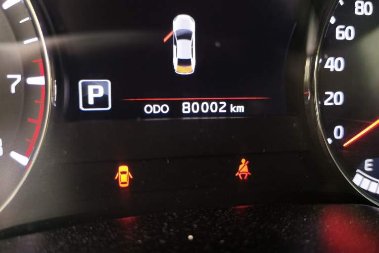 Used Kia Shuma 2014 1.6T Flagship Edition China IV Standard Odometer Close Up