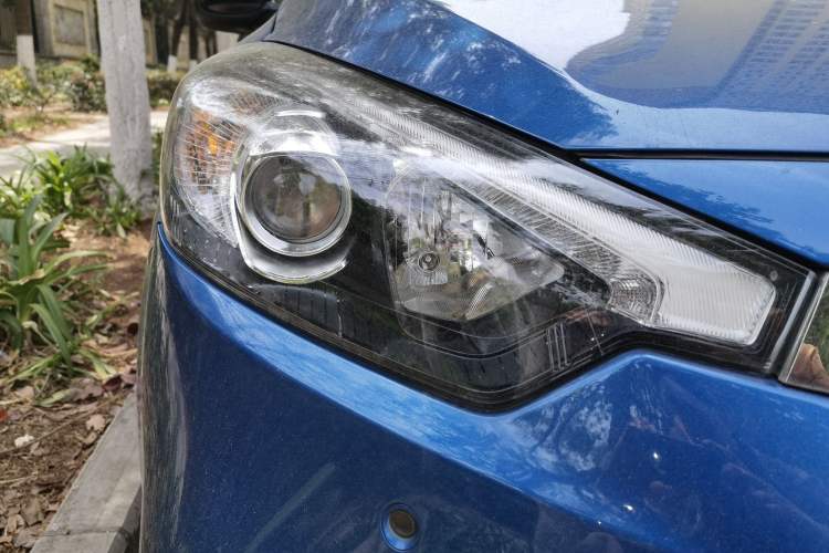 Used Kia Shuma 2014 1.6T Flagship Edition China IV Standard Right Front Headlight