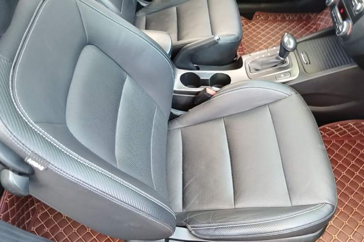 Used Kia Shuma 2014 1.6T Flagship Edition China IV Standard Right Front Seat