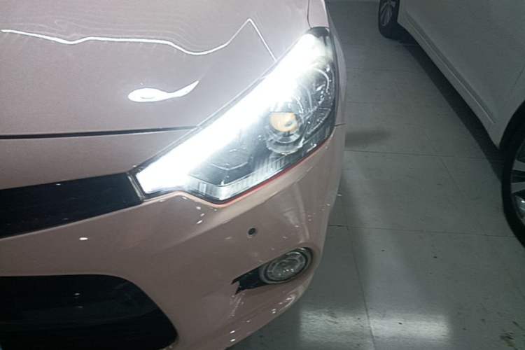Used Kia Shuma 2014 1.6T Luxury Edition China IV Left Front Headlight