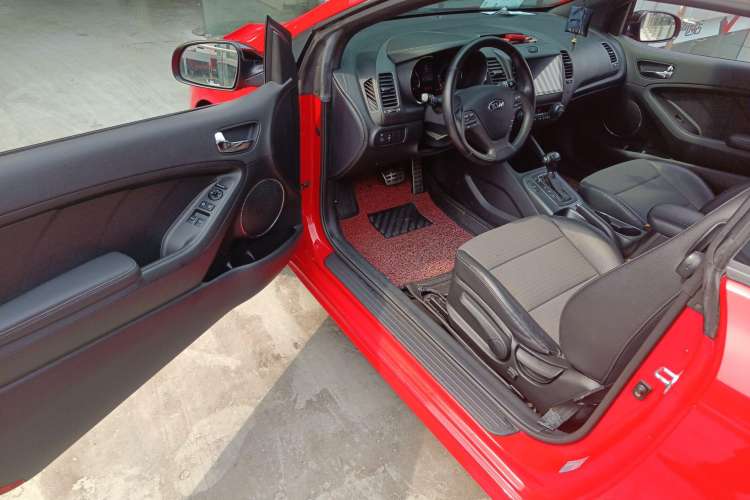Used Kia Shuma 2014 1.6T Fashion Edition China V Standard Driver Seat