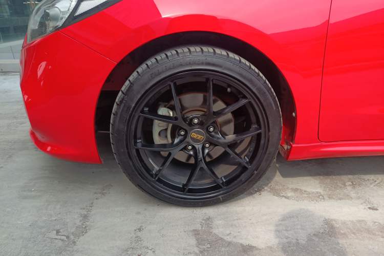 Used Kia Shuma 2014 1.6T Fashion Edition China V Standard Left Front Wheel Hub