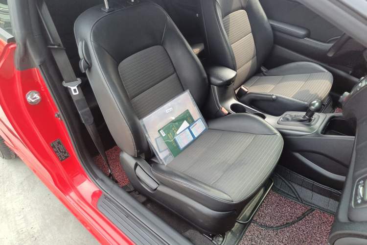 Used Kia Shuma 2014 1.6T Fashion Edition China V Standard Right Front Seat