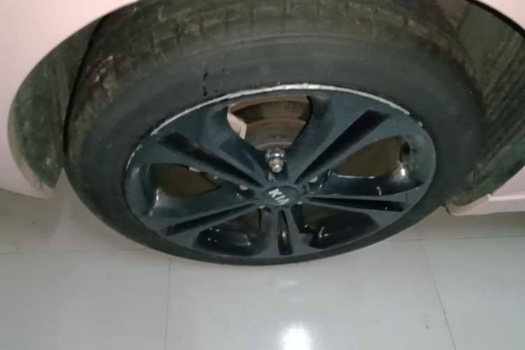 Used Kia Shuma 2014 1.6T Luxury Edition China IV Right Rear Wheel Hub