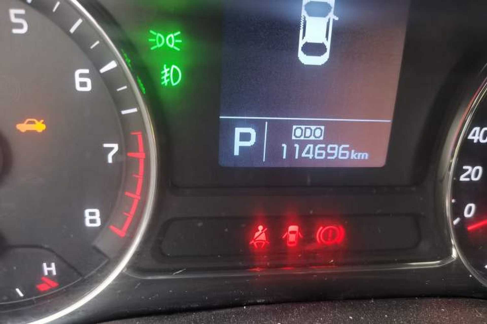 Used Kia Shuma 2014 1.6T Luxury Edition China V standard Odometer Close Up
