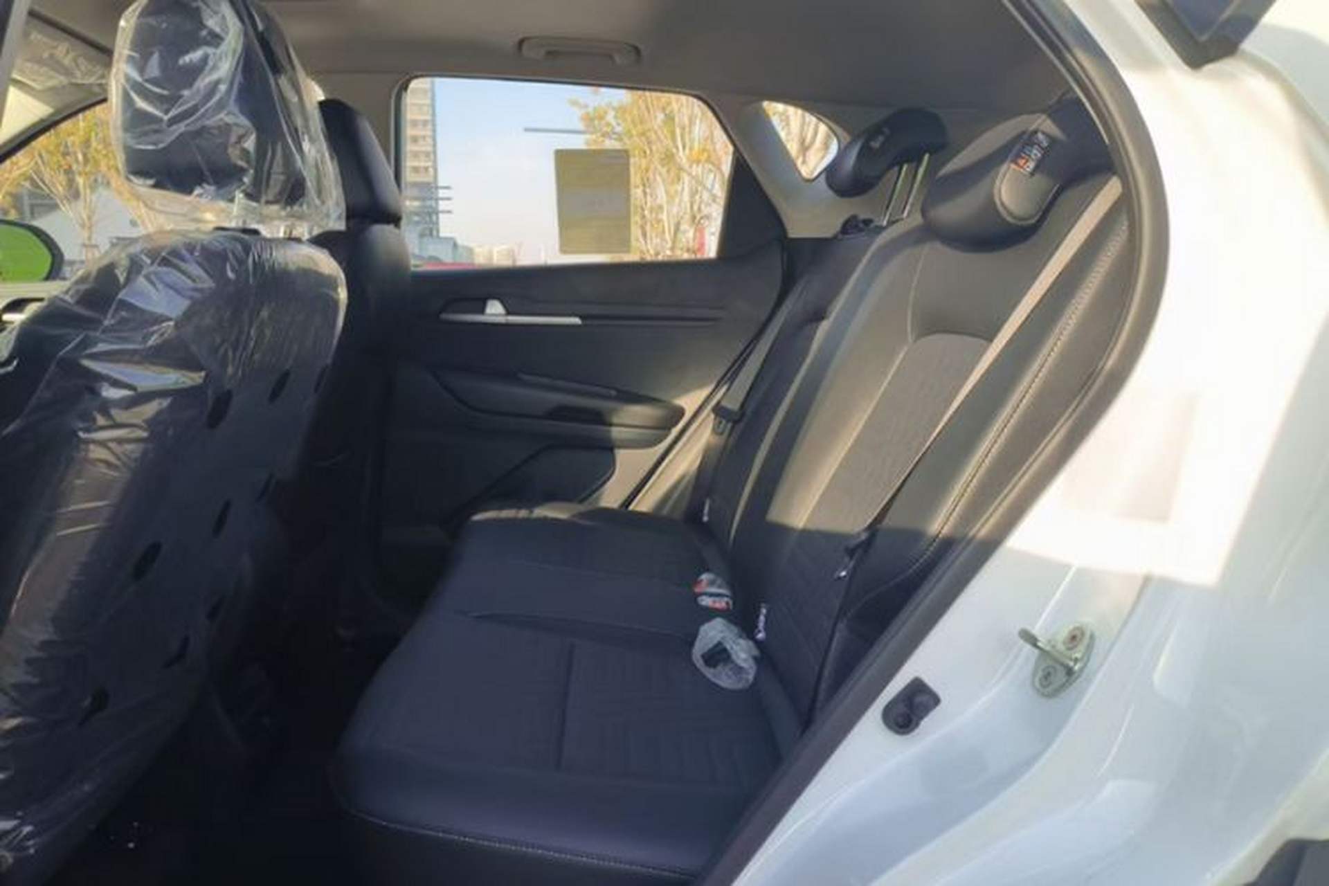 Used Kia Sonet 2024 1.5L Comfort Edition Interior 2