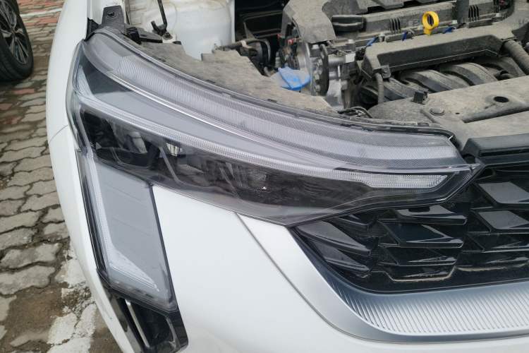 Used Kia Sonet 2024 1.5L Luxury Smart Edition Right Front Headlight