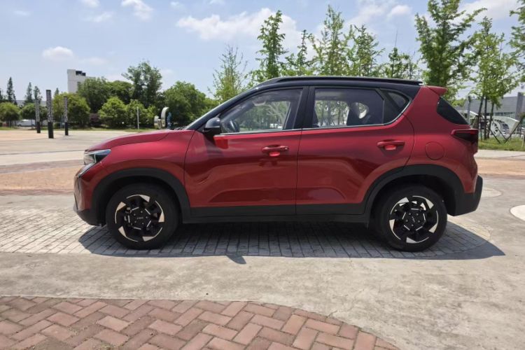 Used Kia Sonet 2024 1.5L Luxury Smart Edition Exterior 3