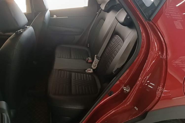 Used Kia Sonet 2024 1.5L Luxury Smart Edition Left Rear Seat