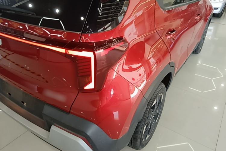 Used Kia Sonet 2024 1.5L Luxury Smart Edition Right Rear Taillight