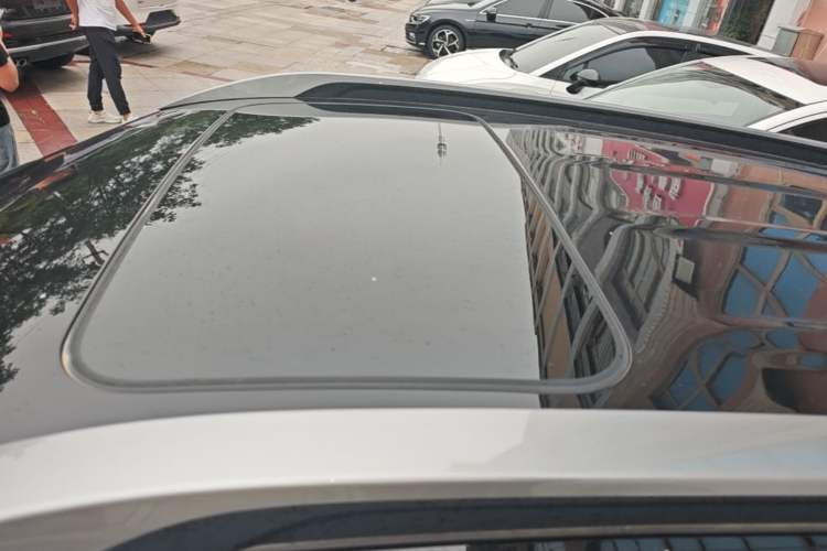 Used Kia Sonet 2024 1.5L Luxury Smart Edition Roof