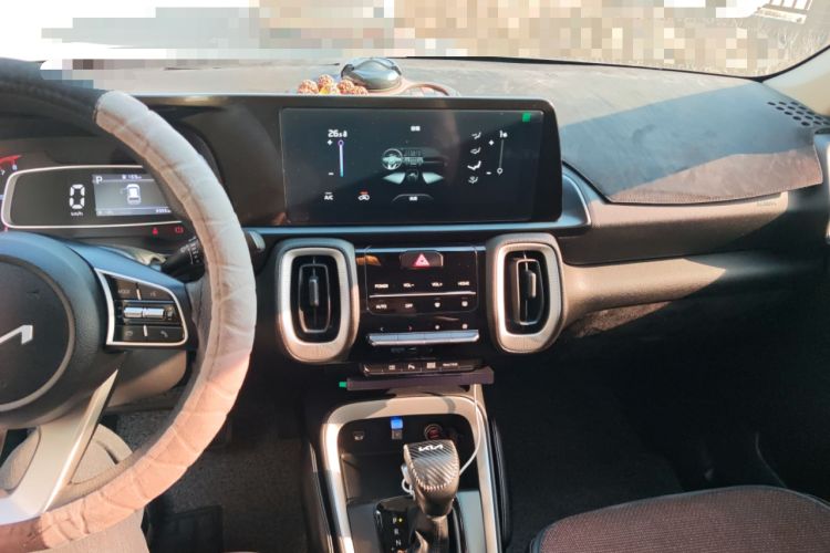 Used Kia Sonet 2024 1.5L Comfort Edition Audio And AC Panel
