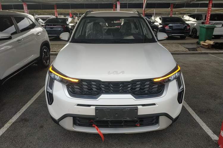 Used Kia Sonet 2024 1.5L Luxury Smart Edition Front
