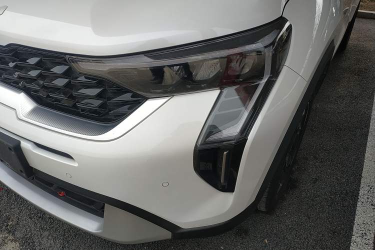 Used Kia Sonet 2024 1.5L Luxury Smart Edition Left Front Headlight