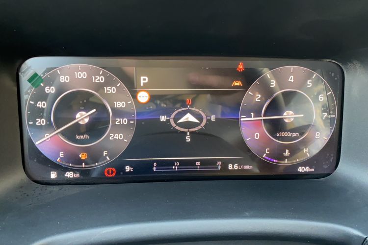 Used Kia Sonet 2024 1.5L Luxury Smart Edition Odometer Close Up