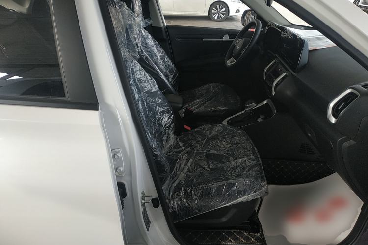 Used Kia Sonet 2024 1.5L Luxury Smart Edition Right Front Seat