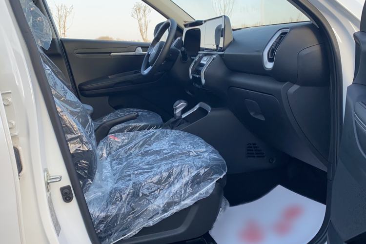 Used Kia Sonet 2024 1.5L Luxury Smart Edition Right Front Seat