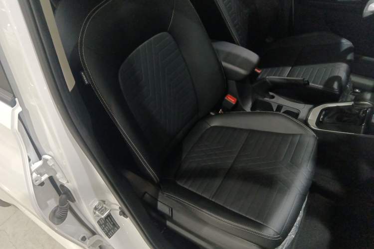 Used Kia Sonet 2024 1.5L Luxury Smart Edition Right Front Seat