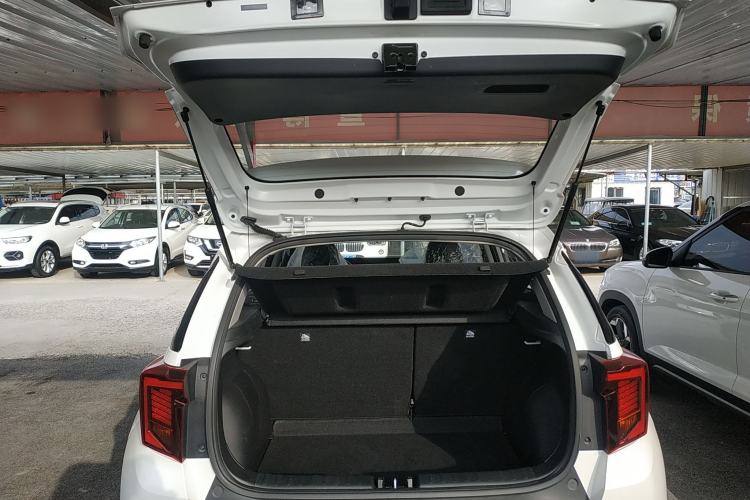 Used Kia Sonet 2024 1.5L Luxury Smart Edition Trunk