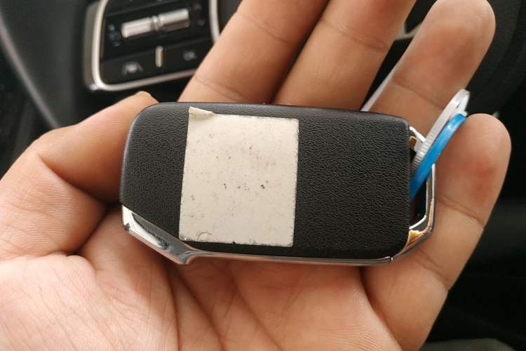 Used Kia Sonet 2024 1.5L Luxury Smart Edition Vehicle Key