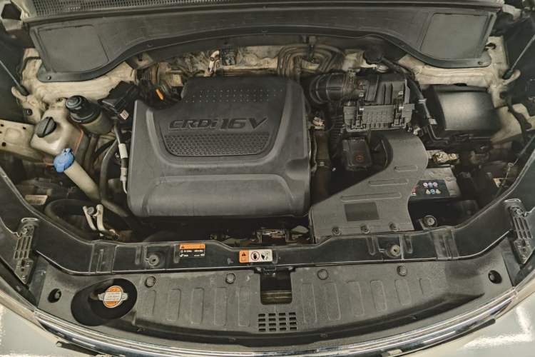 Used Kia Sorento 2013 2.2T 7-seat Diesel Luxury Edition Engine Bay