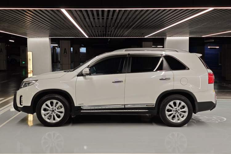 Used Kia Sorento 2013 2.2T 7-seat Diesel Luxury Edition Exterior 4