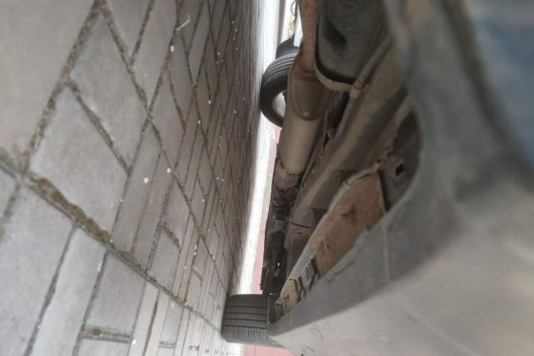Used Kia Sorento 2009 2.4L Ultimate Edition Chassis Rear Right
