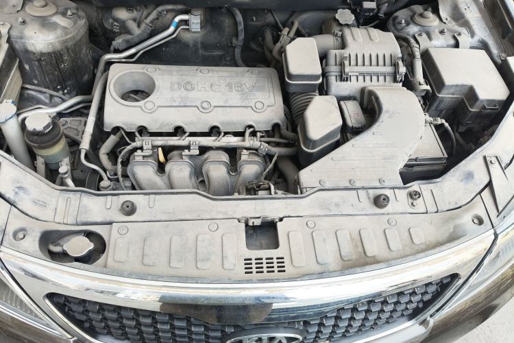 Used Kia Sorento 2009 2.4L Ultimate Edition Engine Bay