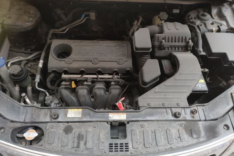 Used Kia Sorento 2009 2.4L Ultimate Edition Engine Bay
