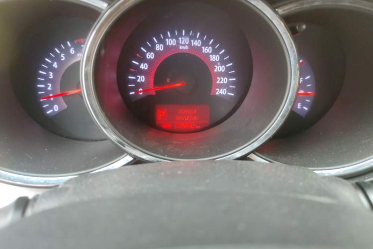 Used Kia Sorento 2009 2.4L Ultimate Edition Odometer Close Up