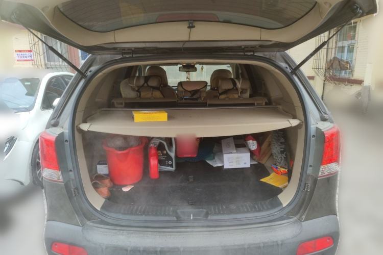 Used Kia Sorento 2009 2.4L Ultimate Edition Trunk