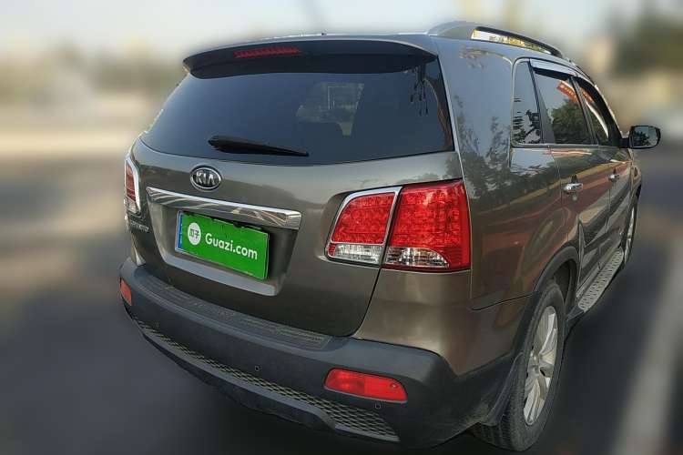 Used Kia Sorento 2009 2.4L Luxury Edition Rear Right 45 Deg