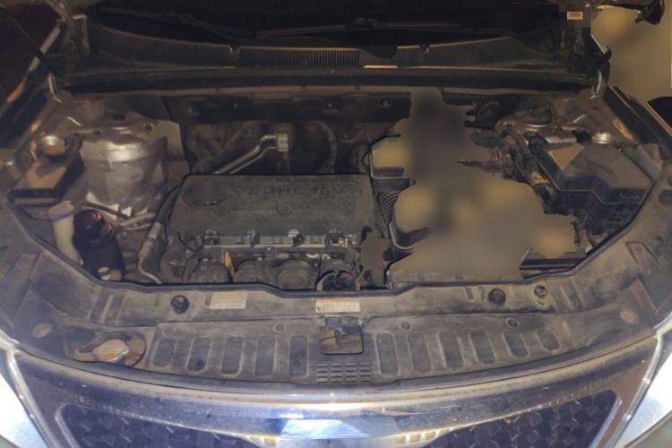 Used Kia Sorento 2009 2.4L Luxury Edition Engine Bay