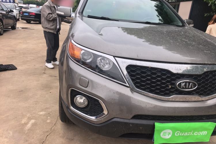 Used Kia Sorento 2009 2.4L Ultimate Edition Right Front Headlight