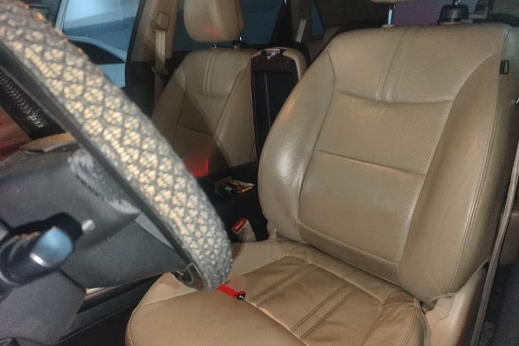 Used Kia Sorento 2009 2.4L Ultimate Edition Left Front Seat