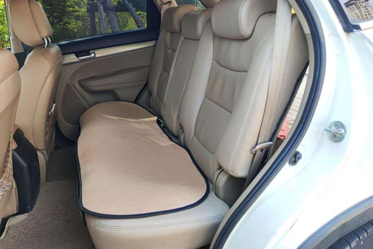 Used Kia Sorento 2009 2.4L Luxury Edition Left Rear Seat