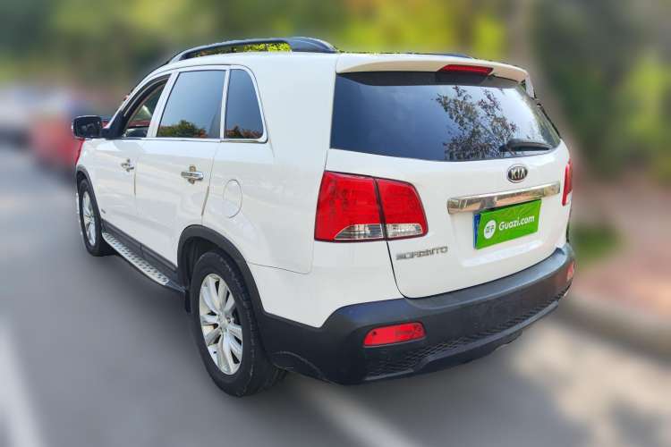 Used Kia Sorento 2009 2.4L Luxury Edition Rear Left 45 Deg