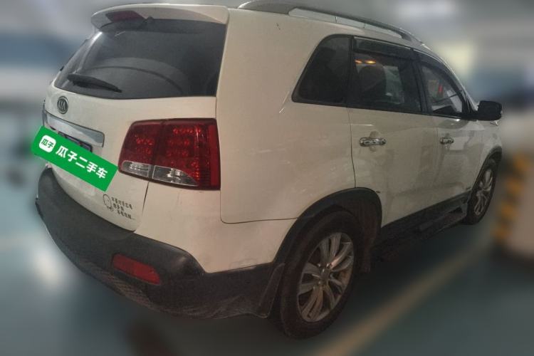 Used Kia Sorento 2009 2.4L Ultimate Edition Rear Right 45 Deg