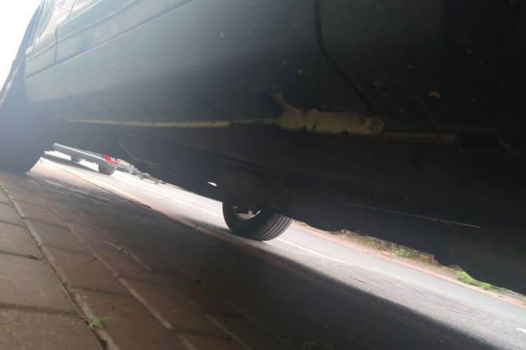 Used Kia Sorento 2009 2.4L Comfort Edition Chassis Front Right