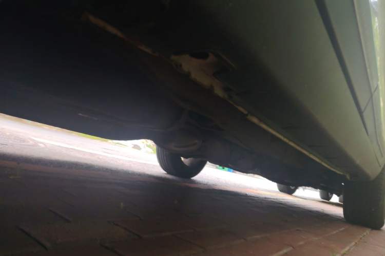 Used Kia Sorento 2009 2.4L Comfort Edition Chassis Rear Right