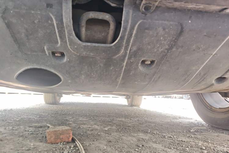 Used Kia Sorento 2010 2.2T Diesel Comfort Edition Chassis Front