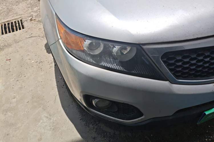 Used Kia Sorento 2010 2.2T Diesel Comfort Edition Right Front Headlight