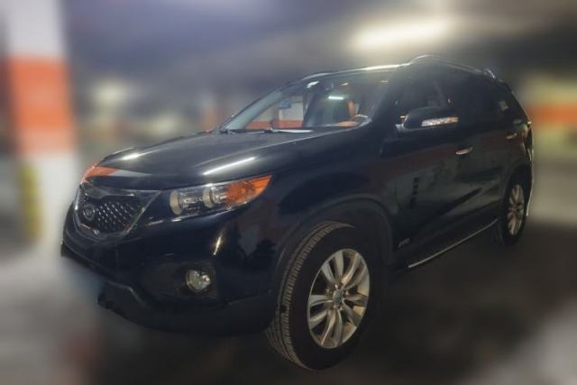 Used Kia Sorento 2012 2.4L Gasoline Luxury Edition