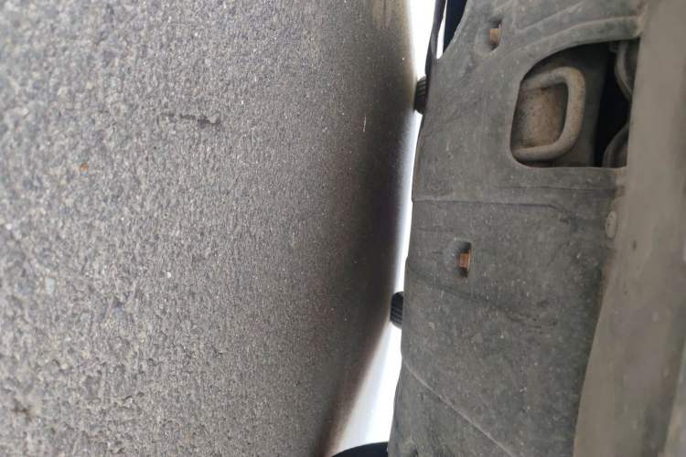 Used Kia Sorento 2012 2.4L Gasoline Supreme Edition Chassis Front