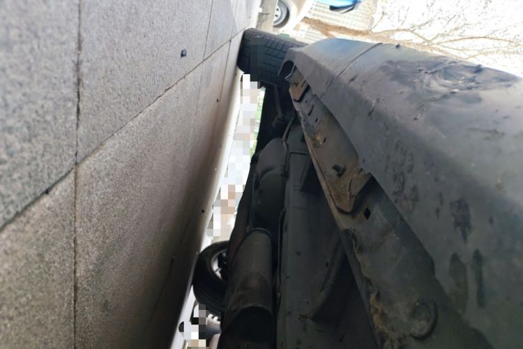 Used Kia Sorento 2012 2.4L Gasoline Comfort Edition Chassis Front Right